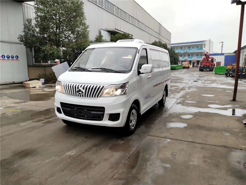 國六 長安麵包冷藏車報價