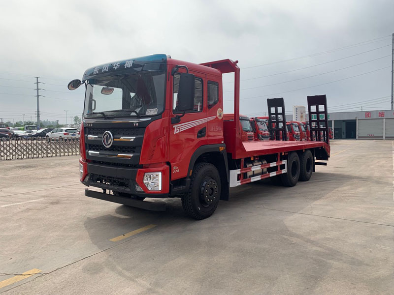 東風華神T5後八輪平板車