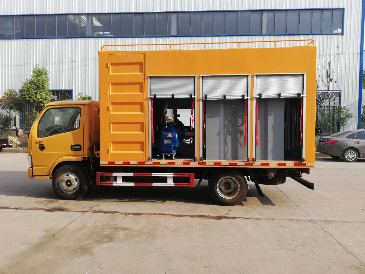 東風翼展款汙水處理車